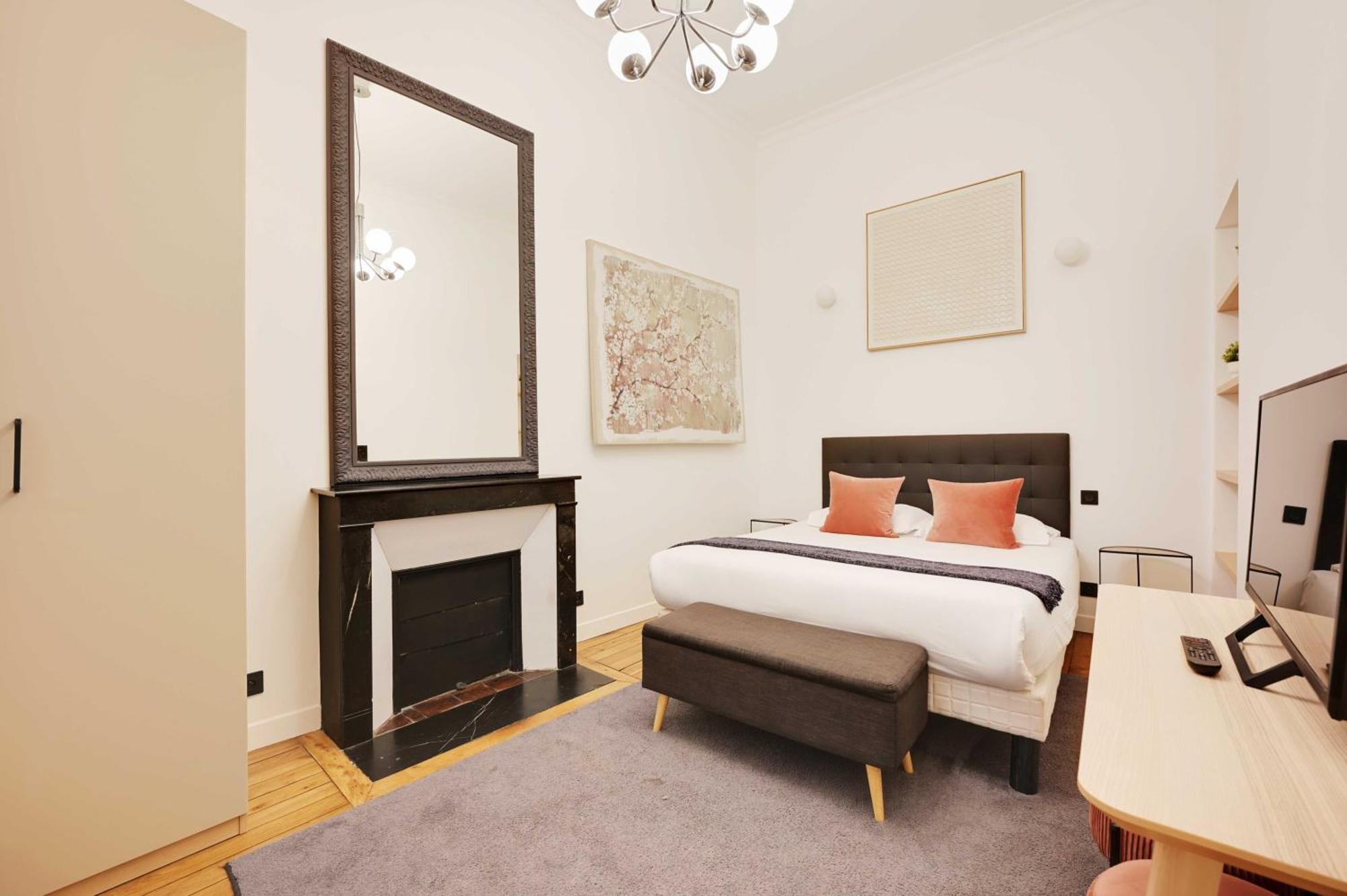 Beautiful Apt -1Br-4P- Tour Eiffel - Invalides Paris Exterior photo