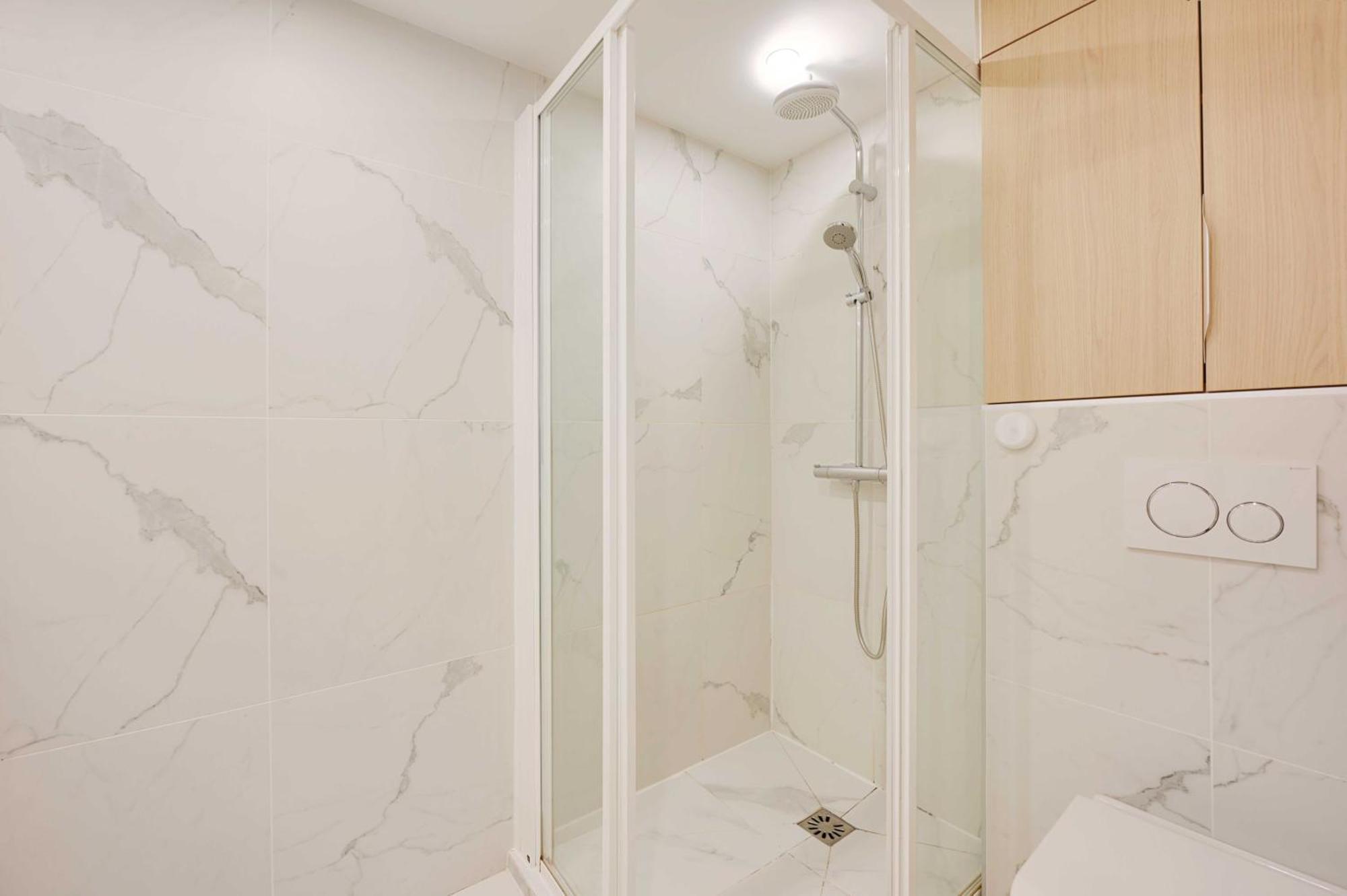 Beautiful Apt -1Br-4P- Tour Eiffel - Invalides Paris Exterior photo